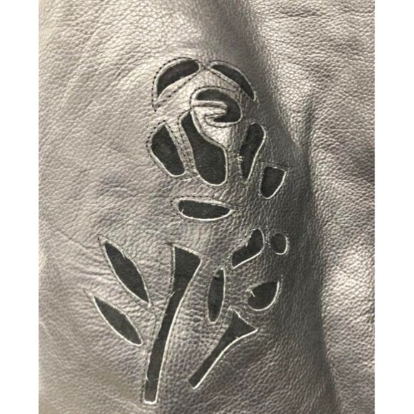 Road Dawgs Place Women's Black Leather Motorcycle Chaps With Rose Cutout Design - Picture 3 of 6